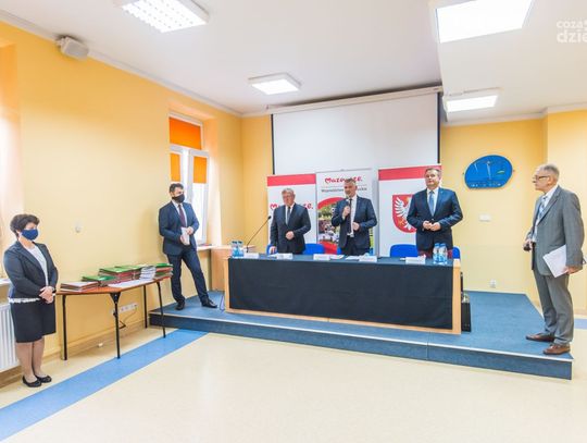 Ponad 10 milionów złotych wsparcia dla subregionu radomskiego (zdjęcia)