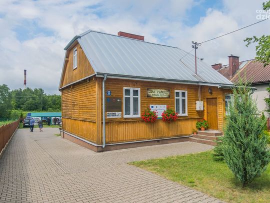 Promocja książki o Romanie Kotlarzu w Pelagowie (zdjęcia)