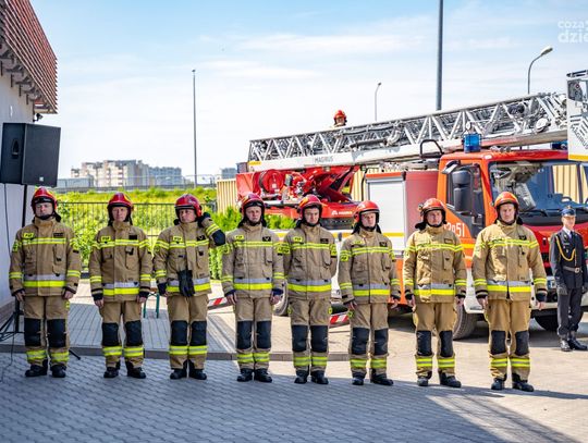 Przekazanie promes na zakup samochodów dla 40 jednostek OSP z regionu (zdjęcia)