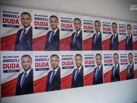 Wieczór wyborczy w radomskiej siedzibie PiS-u (zdjęcia)