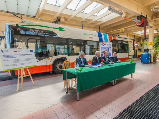 Solaris dostarczy 9 nowych autobusów elektrycznych (zdjęcia)