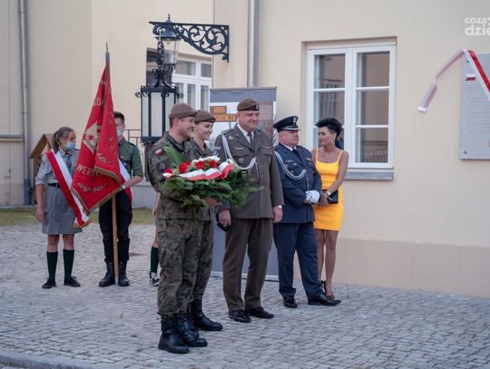 Odsłonięcie tablicy: W hołdzie ochotnikom z Ziemi Radomskiej (zdjęcia)