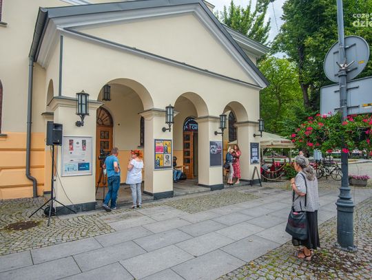 Malarstwo Piotra Jakubczaka w Łaźni (zdjęcia)