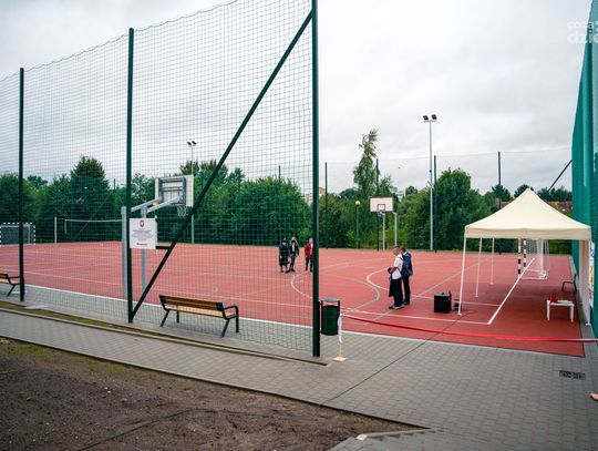 Otwarcie boiska oraz Rozpoczęcie roku szkolnego w PSP 17 (zdjęcia) Otwarcie boiska oraz Rozpoczęcie roku szkolnego w PSP 17 (zdjęcia)