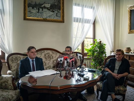 Podpisanie umowa pomiędzy Instytutem Archeologii UMCS a Muzeum im.J.Malczewskiego (zdjęcia)