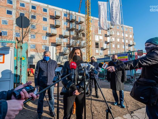 Kontrowersje wokół Mieszkań Plus -konferencja Koalicji Obywatelskiej (zdjęcia)