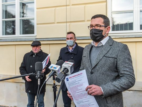 Konferencja PiS na temat budżetu i kryteriów uchwały Mieszkanie Plus (zdjęcia)