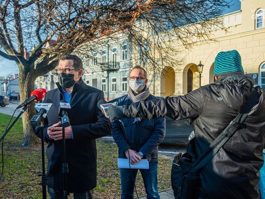 Radni PiS nie wyrazili zgody na emisję obligacji - konferencja prasowa (zdjęcia)