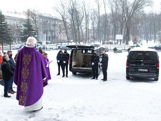 Ostatnie pożegnanie Adama Wasilewskiego (zdjęcia) Ostatnie pożegnanie Adama Wasilewskiego (zdjęcia)