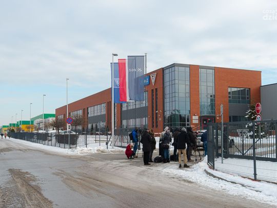 Konferencja prasowa PiS pod Fabryką Broni (zdjęcia)