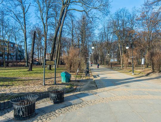 Park Kościuszki czeka na wiosenne porządki (zdjęcia) Park Kościuszki czeka na wiosenne porządki (zdjęcia)