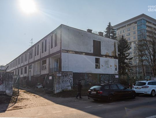 Zapomniane miejsca. "Słoneczny dom" - dawny dom dziecka przy ul. Kolberga (zdjęcia)