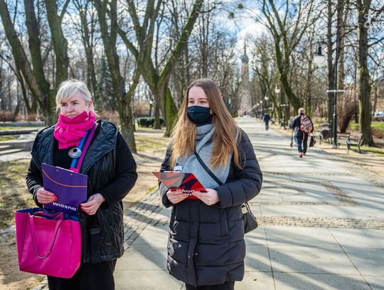 Konferencja prasowa działaczek Wiosny (zdjęcia)