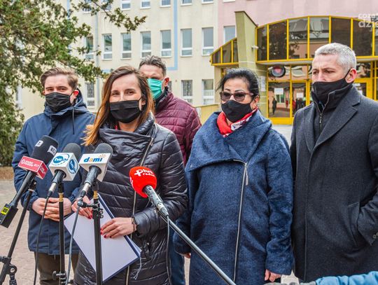 Radni Koalicji Obywatelskiej w obronie dyrektora Pacyny - konferencja (zdjęcia)