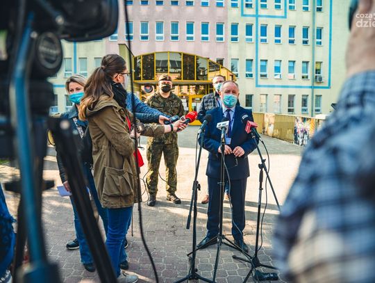 "Łączymy na święta" - briefing prasowy (zdjęcia)