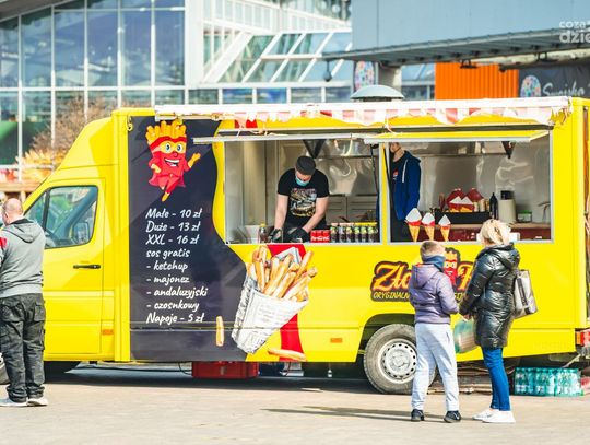 Food Truck Festival przy OMNI Centrum Radom (zdjęcia) Food Truck Festival przy OMNI Centrum Radom (zdjęcia)