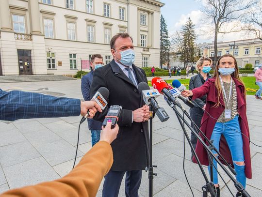 Prezydent o sytuacji w Radomskim Szpitalu Specjalistycznym - konferencja prasowa (zdjęcia)
