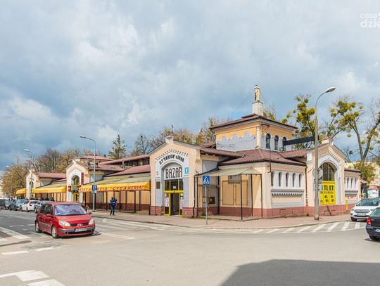 Outlet w domu handlowym Senior (zdjęcia)