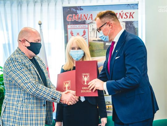 Konferencja prasowa na temat nowych inwestycji w Jedlińsku (zdjęcia)