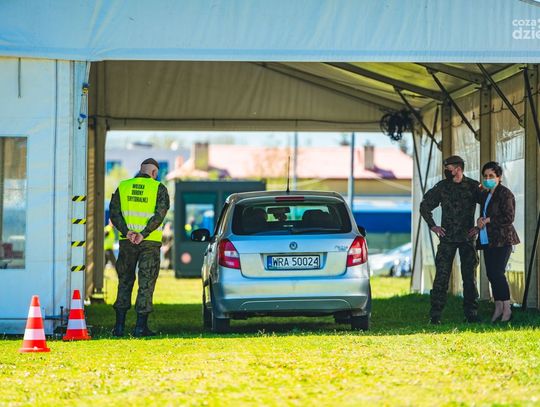 Uruchomienie punktu szczepień drive-thru (zdjęcia)