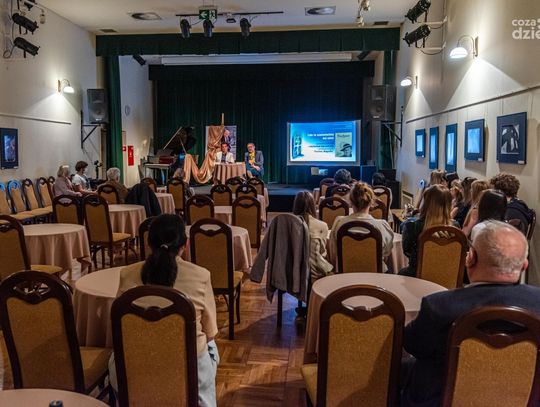 XIII Radomski Festiwal Filozofii „Okna”. Spotkanie z Wojciechem Bonowiczem (zdjęcia)