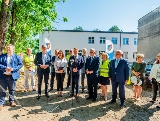 Trwa budowa szpitala w Pionkach (zdjęcia)