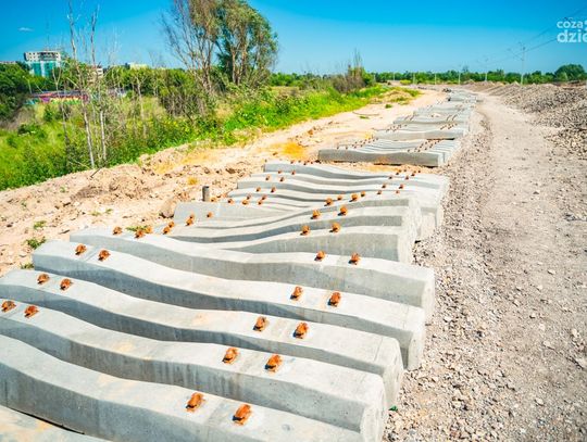 Kolejowa ósemka w okolicy ul. Olsztyńskiej (zdjęcia)