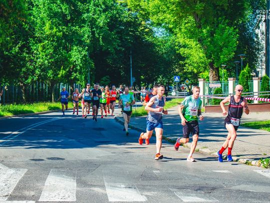 Półmaraton Radomskiego Czerwca '76 - część 2. (zdjęcia) Półmaraton Radomskiego Czerwca '76 - część 2. (zdjęcia)
