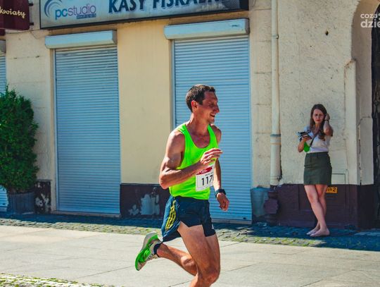 Półmaraton Radomskiego Czerwca '76 - część 3. (zdjęcia) Półmaraton Radomskiego Czerwca '76 - część 3. (zdjęcia)