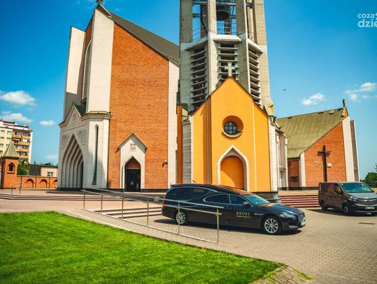 Msza Święta pogrzebowa w intencji Jerzego Sekulskiego (zdjęcia)