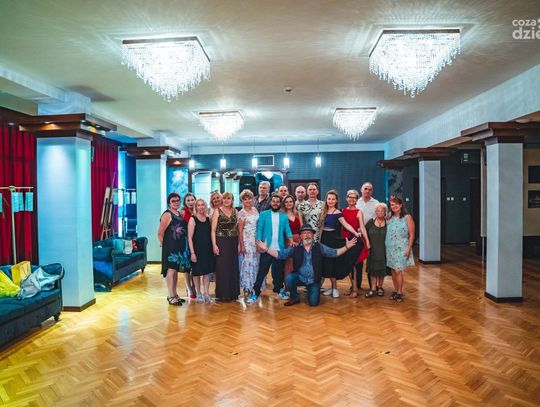 Projekt Tango w teatrze - ostatnie zajęcia przed wakacjami (zdjęcia) Projekt Tango w teatrze - ostatnie zajęcia przed wakacjami (zdjęcia)