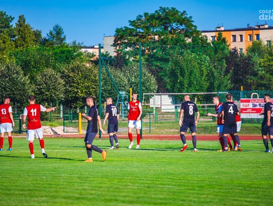III liga: Pilica Białobrzegi - Znicz Biała Piska (zdjęcia)