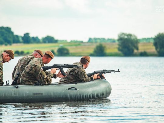 Ćwiczenia wojskowe w Domaniowie (zdjęcia) Ćwiczenia wojskowe w Domaniowie (zdjęcia)