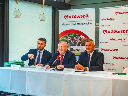 Dofinansowania dla Aktywnych Gospodyń z regionu radomskiego (zdjęcia) Dofinansowania dla Aktywnych Gospodyń z regionu radomskiego (zdjęcia)