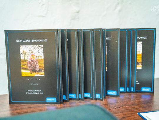 „13 na 17” wernisaż fotografii Krzysztofa Zdanowicza (zdjęcia)