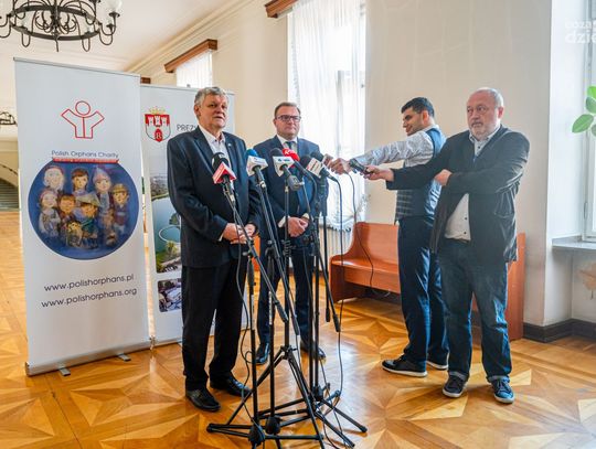 Polish Orphans Charity/Europejski Tydzień Zrównoważonego Transportu - konferencja (zdjęcia)