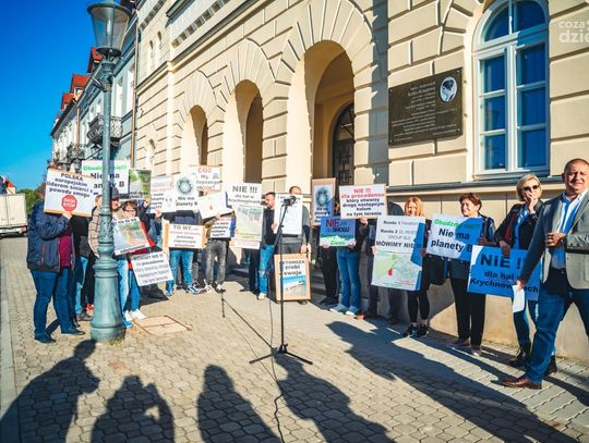 LXIV sesja Rady Miejskiej w Radomiu (Zdjęcia)