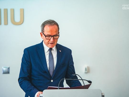 Dofinansowanie dla samorządów z regionu radomskiego i płockiego (zdjęcia)