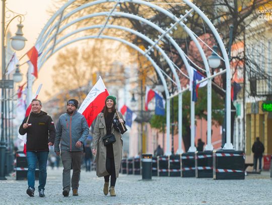 Spacer Wolności z lekcją historii (zdjęcia)