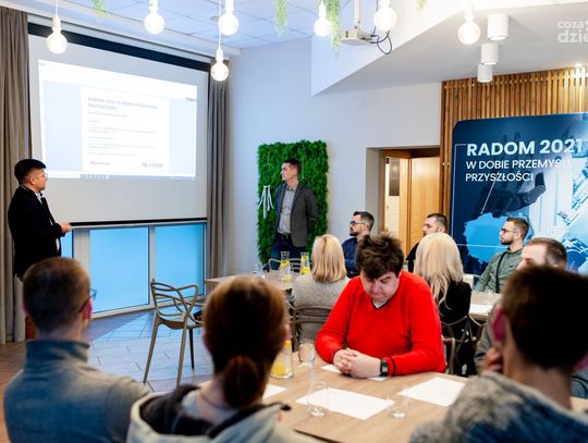 Radom 2021. W dobie przemysłu przyszłości - warsztaty Izby Przemysłowo Handlowej Ziemi Radomskiej (zdjęcia)