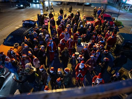 Zlot Świętych Mikołajów pod E. Leclerc (zdjęcia)