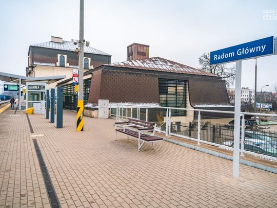 Nowe oznaczenia Dworca Radom Główny (zdjęcia)