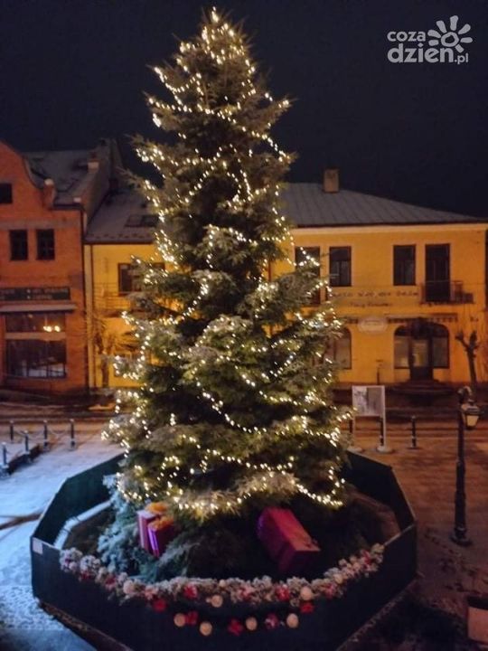 Efektowne iluminacje świąteczne w regionie! Efektowne iluminacje świąteczne w regionie!