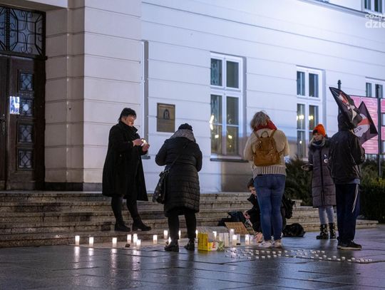 Protest kobiet na placu Corazziego (zdjęcia)