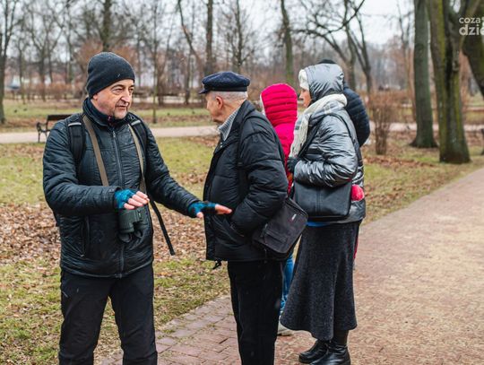 Halo Ziemia! Ptaki zimą – spacer z Jackiem Słupkiem (zdjęcia)