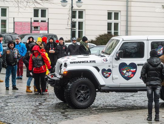 30. Finał WOŚP. Amerykańskie auta na placu Corazziego (zdjęcia)