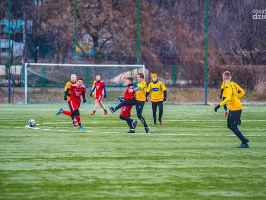 Broń II Radom - Młodzik Radom