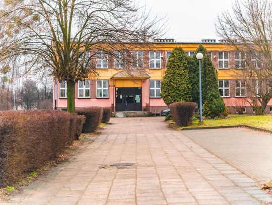 Zespół Szkół Technicznych Zespół Szkół Technicznych