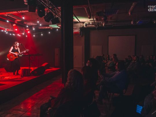 Zuzanna – muzyczny duet nie tylko liryczny (zdjęcia) Zuzanna – muzyczny duet nie tylko liryczny (zdjęcia)