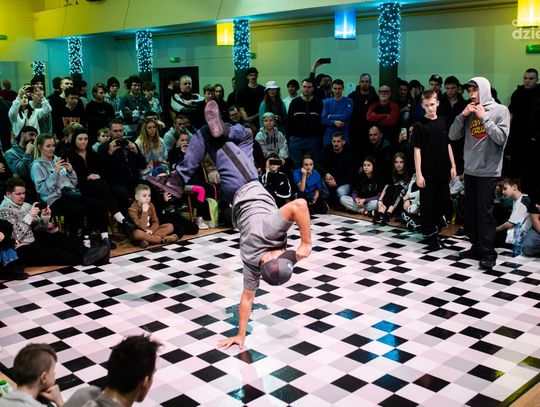 Turniej tańca break dance "Radomskie Dwójki" w DK Idalin